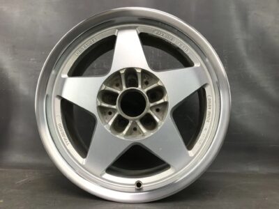 MOMO ITALY Five Star / 5 STAR / MOMO PENTA 16x8j +11 5x114.3 CB