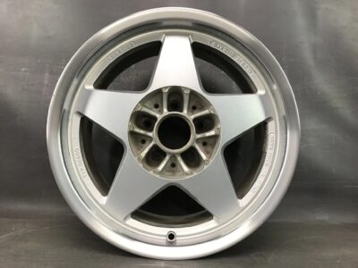 MOMO ITALY Five Star / 5 STAR / MOMO PENTA 16x8j +11 5x114.3 CB