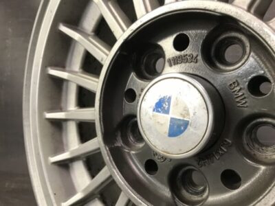 BMW 1119534 ALPINA STYLE with 4 x Caps 14x6j +22 5x120 CB