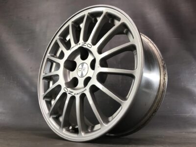 OZ RACING MITSUBISHI Lancer EVO 6 FACTORY 17x7.5j +38 5x114.3 CB