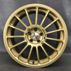 OZ RACING SUPERTURISMO 17x7j +48 5x100 CB