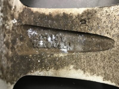 HOT STUFF Stich LEGZAS S500 16x6.5j +38 4x100 CB