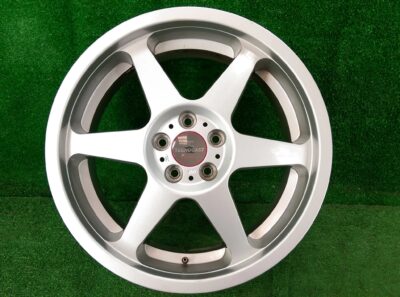 TECNOCAST CORSIA TC202  17x7j +47 5x100 CB