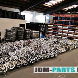 ENKEI RACING PIAA L'UOMO TERZO DESIGN 2 piece 18x8j +35 5x114.3 CB