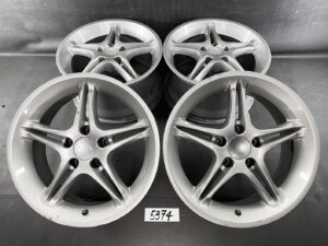 YOKOHAMA AVS VS-5 17x7.5j +26 / 17x9j +38 5x114.3 CB:73 x4