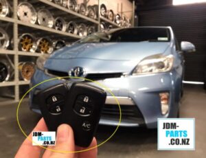 TOYOTA Prius PHV ZVW35 3BSmart key Replacement and coding
