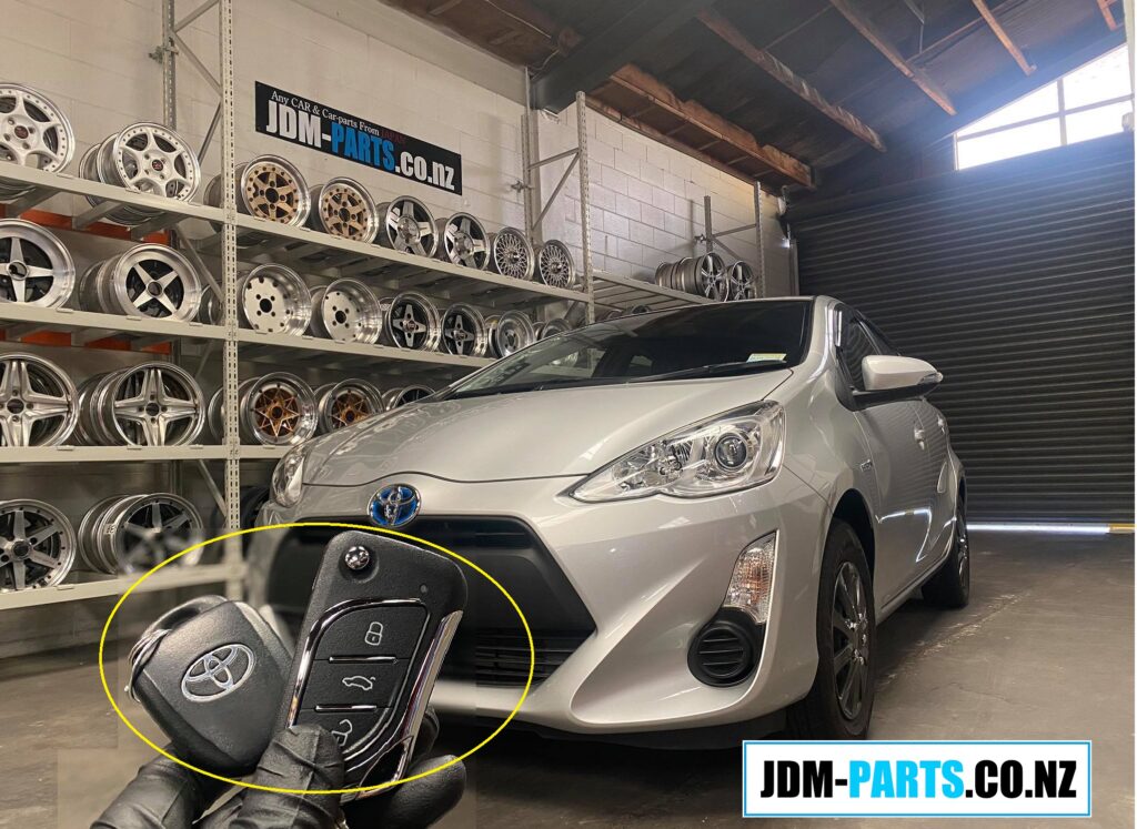 TOYOTA AQUA NHP10 New shape Remote key Replacement Duplication » JDM-PARTS NZ