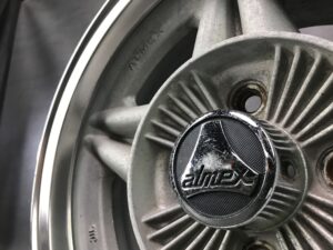 YOKOHAMA ALMEX YSH With Original Caps 14x6j +15 4x114.3 CB70 x4