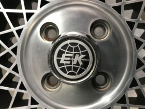 ENKEI MAG MESH with Original Caps 14x5.5j +14 14x6j +6 4x114.3 CB75.7 x4