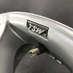 TSW TIGER 17x8j +33 5x114.3 CB