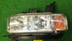 HONDA MOBILIO SPIKE GK1 GK2 Headlight / headlamp Left stanley P3127