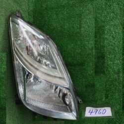TOYOTA PRIUS NHW20 HID HEADLIGHT KOITO 47-24 RIGHT