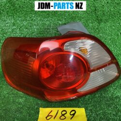 TOYOTA PORTE NNP10 NNP11 NNP15 Taillight 52-130 P4348 LEFT x1