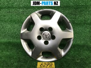 TOYOTA 15inch WHEEL CAP / HUB CAP x1