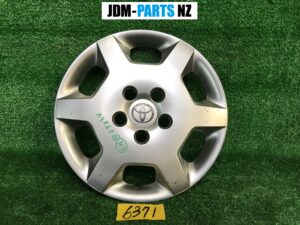 TOYOTA 15inch WHEEL CAP / HUB CAP x1