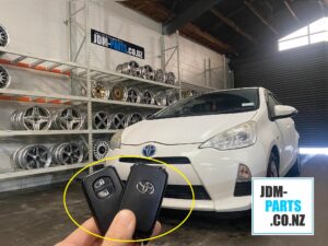 TOYOTA AQUA Replacement key