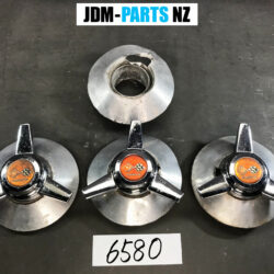 CHEVROLET CORVETTE C3 Wheel center caps x3