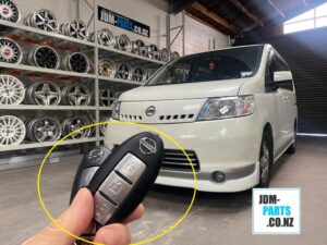 NISSAN SERENA Replacement key