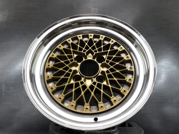 AUTO STRADA MESH Step Lip 3 piece 15x6.5j +15 / 15x7j +8 4x114.3 CB:73 x4 - Image 4