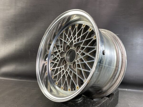 SSR SPEED STAR FORMULA Mesh 3 piece 15x8.5j +20 4x114.3 CB:74 x1 - Image 4