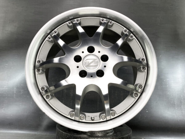 VIZIO JAPAN MESH 3 piece Non welded 18x8.5j +30 5x114.3 CB:73 x4 square - Image 2