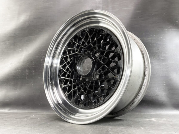 SATISTY MESH 3 piece 14x6j +10 4x114.3 CB:72 x4 - Image 2