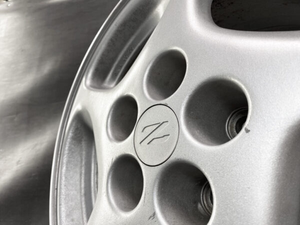 NISSAN Z32 FAIRLADY Z Genuine Alloy WHEEL 16x7.5j +45 5x114.3 CB:66 x4 - Image 11
