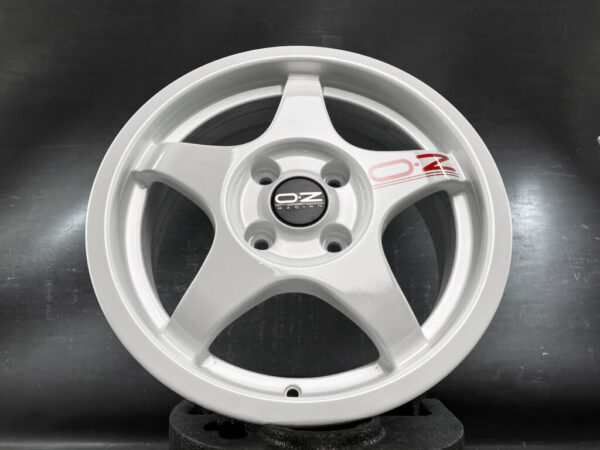 OZ RACING Crono 16x6.5j +45 4x114.3 CB:67 x4 - Image 4