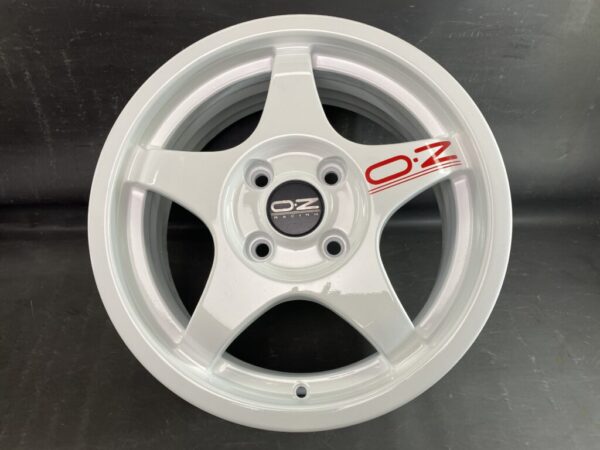 OZ RACING Crono 16x6.5j +45 4x114.3 CB:67 x4 - Image 10