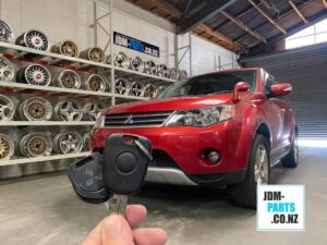 MITSUBISHI OUTLANDER Replacement Key