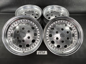 WEDS MAD DINGO 3 piece Non welded 16x8j -3 6x139.7 CB