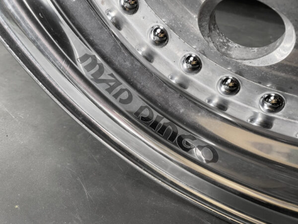 WEDS MAD DINGO 3 piece Non welded 16x8j -3 6x139.7 CB:110 x4 - Image 3