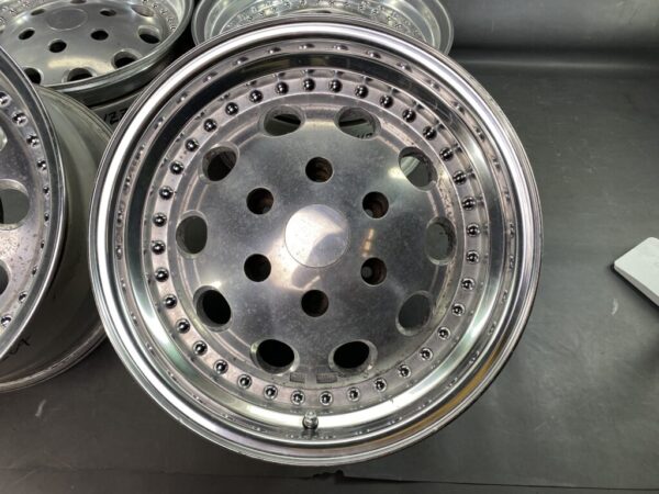 WEDS MAD DINGO 3 piece Non welded 16x8j -3 6x139.7 CB:110 x4 - Image 11