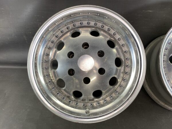 WEDS MAD DINGO 3 piece Non welded 16x8j -3 6x139.7 CB:110 x4 - Image 9