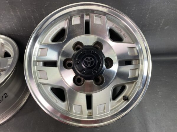 TOYOTA LANDCRUISER 70 PRADO Genuine Wheels 15x7j +8 6x139.7 CB:106 x4 - Image 7