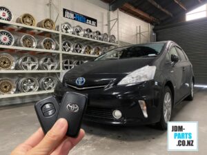 TOYOTA Prius Alpha Replacement key