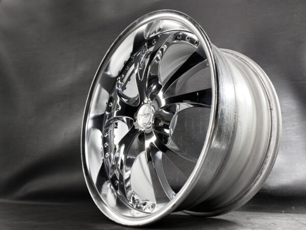 RIVERSIDE TRAFFICSTAR DTM 3 piece 18x8j +47 / 18x9j +35 5x114.3 CB:73 x4 - Image 2