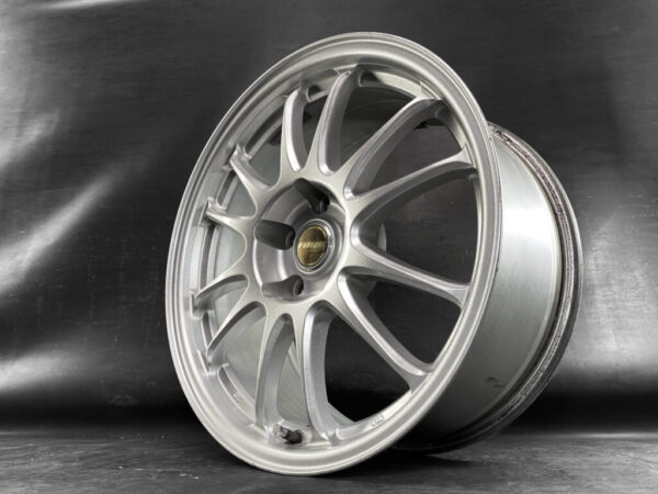 A-THEC JAPAN FINALMIND GR 8.2Kg 17x8j +35 5x114.3 CB:73 x4 - Image 2