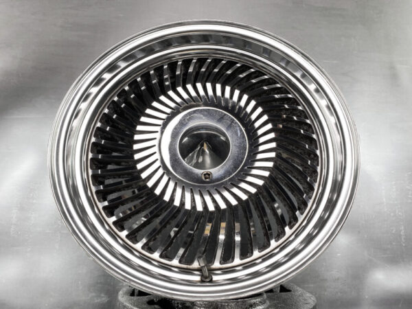 WORK CARVING HEAD 40 2 piece 17x8j +35 4x114.3 / 5x114.3 CB:73 x4 - Image 2