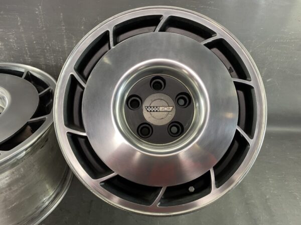 CHEVROLET CORVETTE C4 Z51 FACTORY 16x8.5j +32 /16x9.5j +38 5×120.65 CB:70 x4 - Image 10