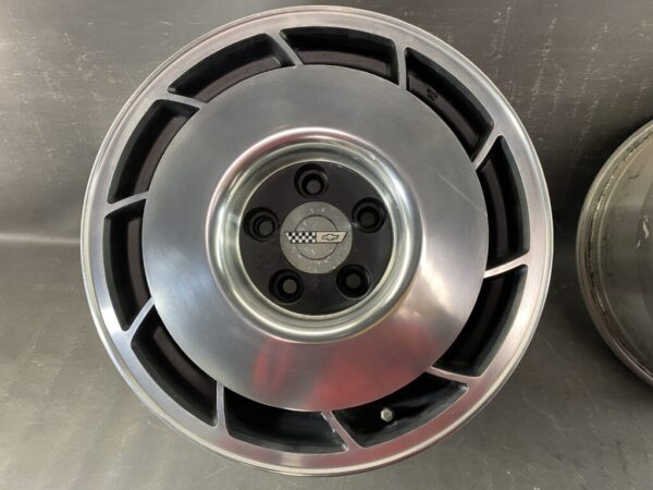 CHEVROLET CORVETTE C4 Z51 FACTORY 16x8.5j +32 /16x9.5j +38 5×120.65 CB:70 x4 - Image 11