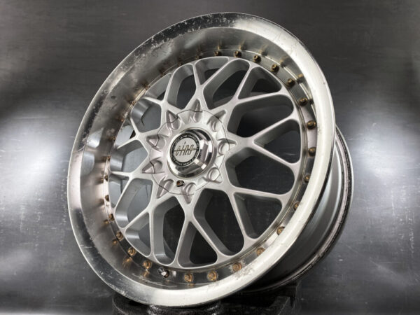 RAYS VESTA EINS KAHN 2 / Kahn II Light weight 17x8j +30 / 17x9j +38 4x114.3 / 5x114.3 CB:73 x4 - Image 5