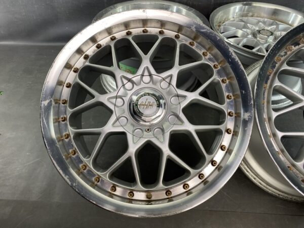 RAYS VESTA EINS KAHN 2 / Kahn II Light weight 17x8j +30 / 17x9j +38 4x114.3 / 5x114.3 CB:73 x4 - Image 7