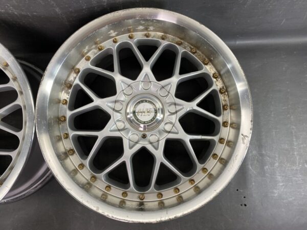 RAYS VESTA EINS KAHN 2 / Kahn II Light weight 17x8j +30 / 17x9j +38 4x114.3 / 5x114.3 CB:73 x4 - Image 9