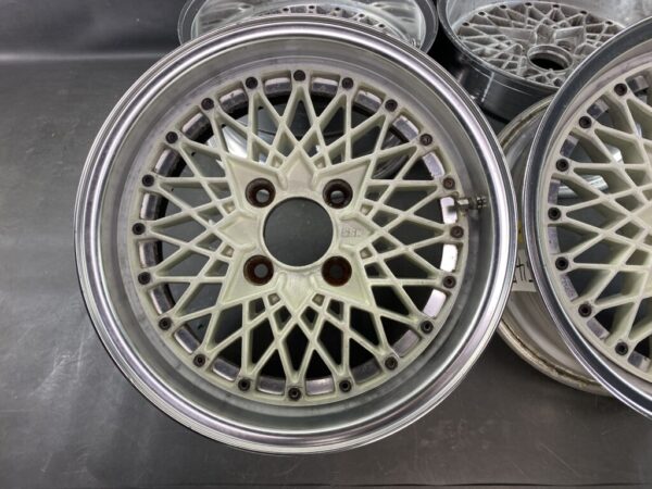 SSR SPEEDSTAR STAR FORMULA MESH 3 piece 15x7j +27 / 15x7.5j -5 4x114.3 CB:74 x4 - Image 7