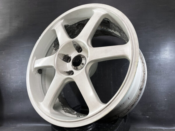 YOKOHAMA AVS MODEL 6 With Original Center Caps 17x8j +30 5x114.3 CB:73 x4 - Image 3