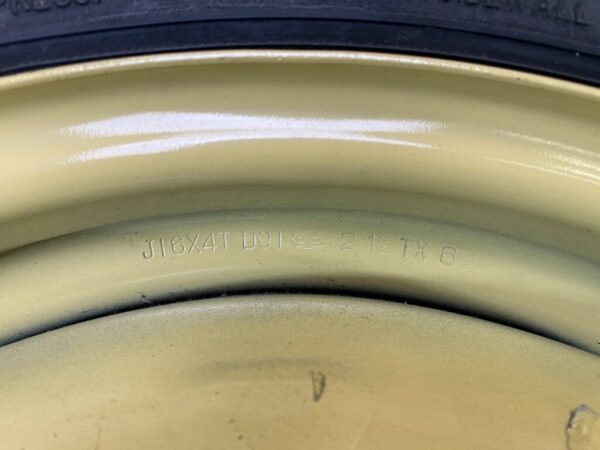 Spare tyre for TOYOTA Prius ZVW30 temper tyre Space saver With Screw - Image 3