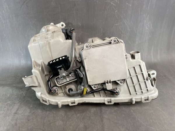 TOYOTA CROWN MAJESTA UZS186 UZS187 HID Headlight 30-315 Left Side x1 - Image 7