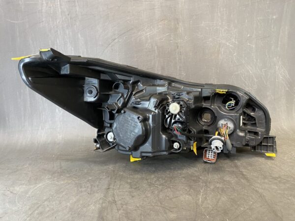 SUBARU XV IMPREZA GT GK LED Headlight ICHIKOH 1923 Left (clip Damaged ) x1 - Image 6