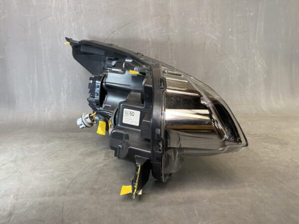 SUBARU XV IMPREZA GT GK LED Headlight ICHIKOH 1923 Left (clip Damaged ) x1 - Image 8